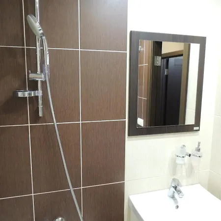 Apartment Rusiyanova 16 *